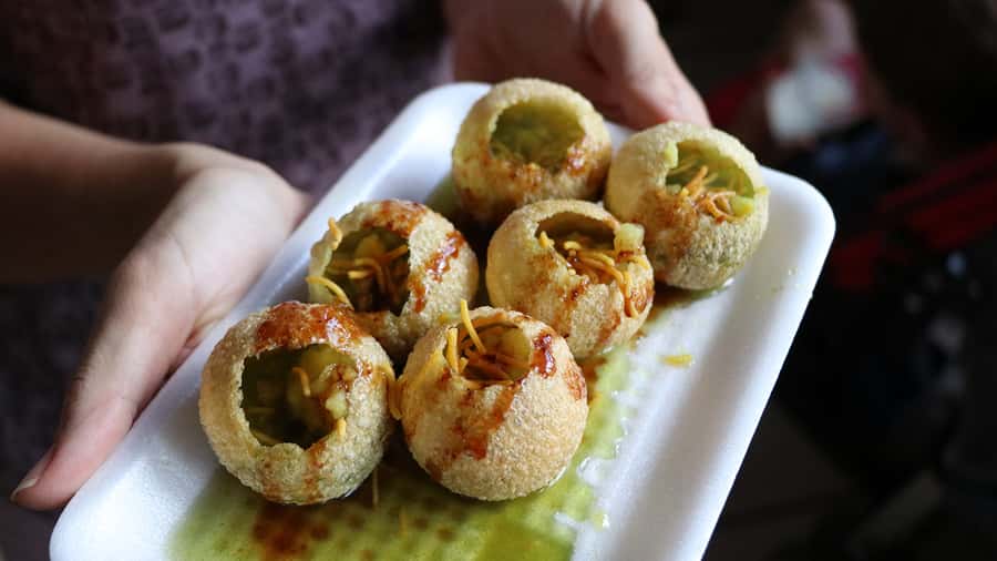 Mauritius: Port Louis Street Food Walking Tour - Eight tastings can become a full meal