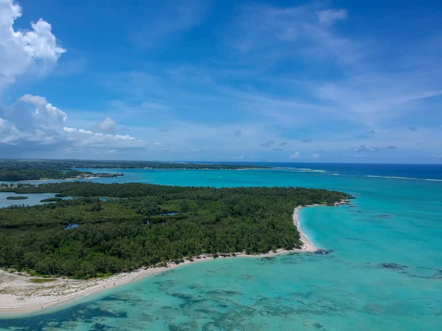 Mauritius: Private 5 Island Tour with Ile aux Cerfs - Key points at a glance