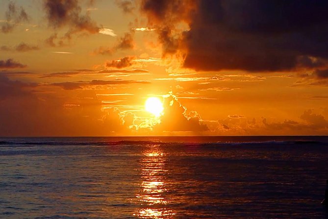 Mauritius Private Night Tour: Romantic dinner, Entertainments & Night lounge - Citadelle gives you Port Louis after dark