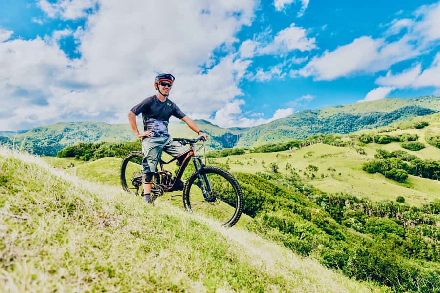 Mauritius: Scenic Bike Trails with Gear & Shuttle - Check-in, bike fitting, and the skills zone
