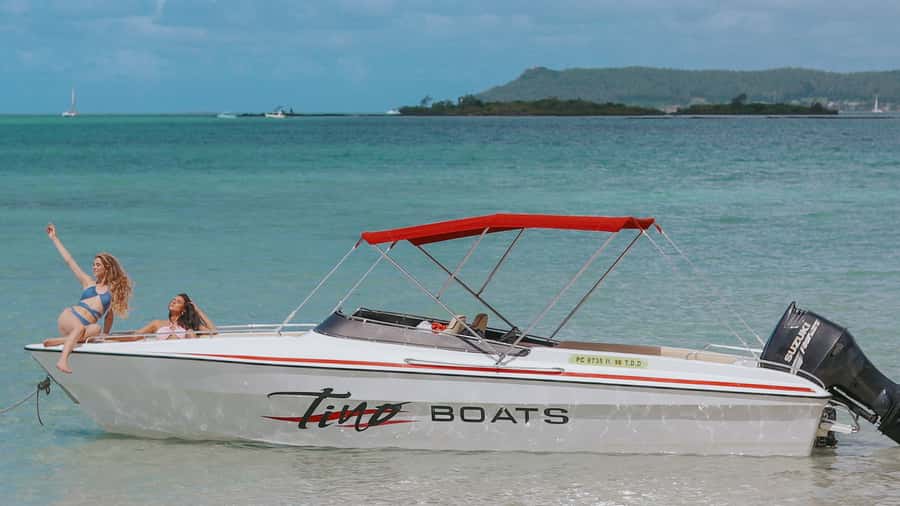 Mauritius: Speedboat Tour to Ile aux Cerfs with Lunch - Leaving Trou dEau Douce by speedboat