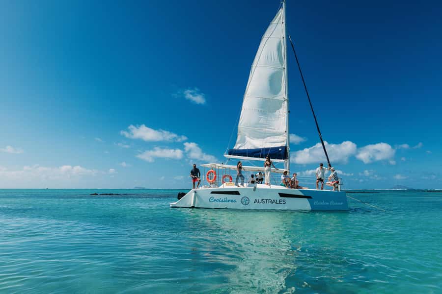 North East of Mauritius: Catamaran Cruise w/ BBQ Lunch - Mangroves at L’ile d’Ambre offer the quietest moment
