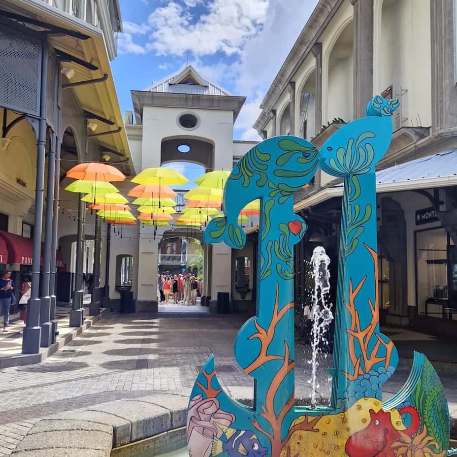 Port Louis: City Tour with Street Food Tasting - Why Port Louis works best as a full-day tour