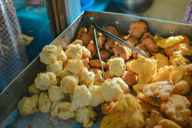 Port Louis Street Food and Cultural Walking Tour - Jardins de la Compagnie and the farata stop