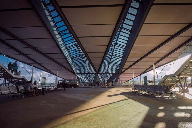 Private Airport/hotel Transfers - Port transfers for cruise passengers
