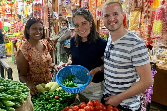 Private Cooking Class Experience with Farmers Market Visit - Cooking with Jaya, not just watching Jaya