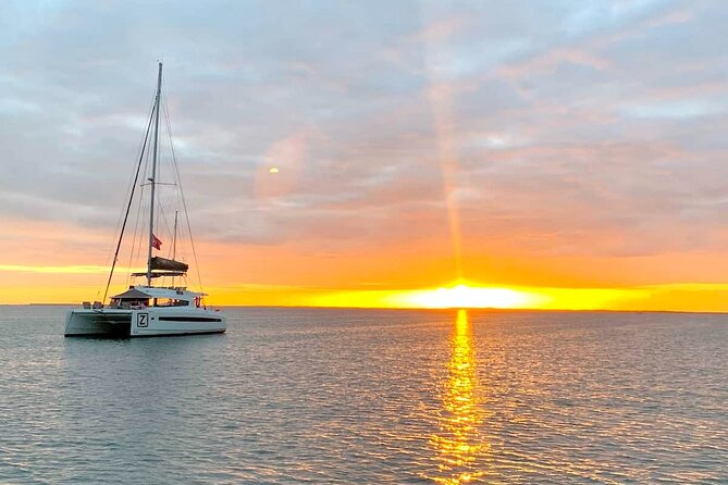 Private Exclusive Sundowner catamaran with Dinner & Transfer - The Mahebourg Bay sunset