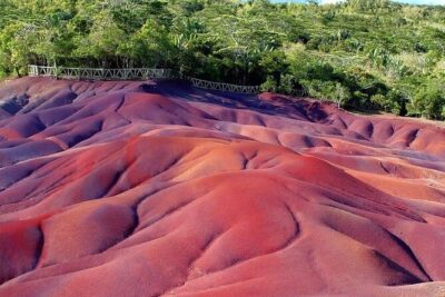 Southern Tales: Full-day incl Crocodile Park & 23 Colored Earth