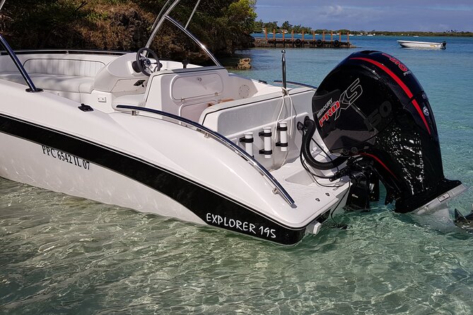 Speed Boat Tour île aux Cerfs and Others Gems of The South - Ile aux Aigrettes and the coral coast