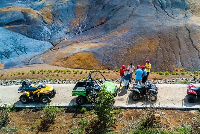 TAXI South guided tour. - Trou aux Cerfs: a quick look into a dormant volcano