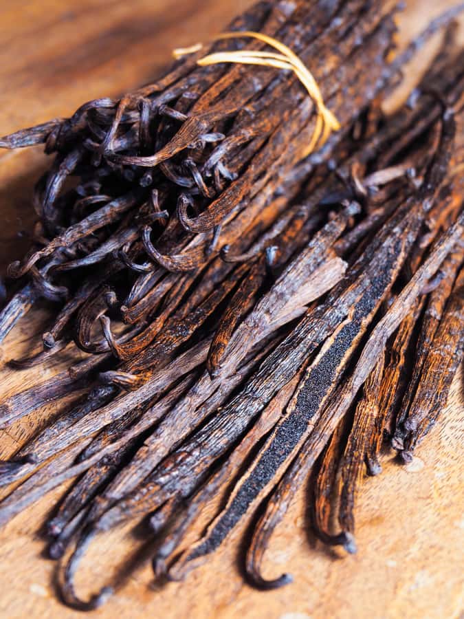 Tea, Rum & Vanilla Route - Saint Aubin: rum, vanilla, sugar, and old Mauritius
