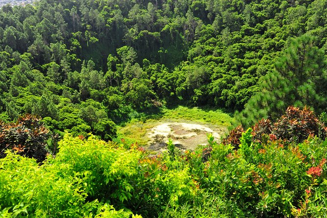 Trou-aux-Cerfs - Chamarel - Grand Bassin -Private Guided Tour (Min. 2 persons) - Guides can make or break the experience