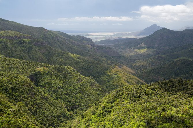 Trou-aux-Cerfs - Chamarel - Grand Bassin -Private Guided Tour (Min. 2 persons) - Black River Gorges in a short forest stop