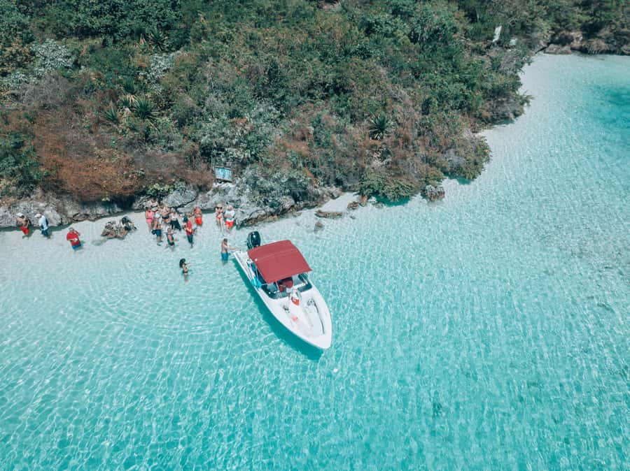 Trou d'Eau Douce: 5 Island Adventure with BBQ & Snorkeling - Why this speedboat trip works so well