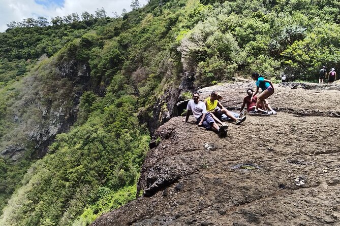 Waterfall Hike - What the private format adds
